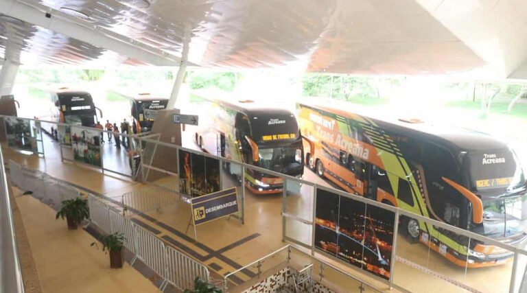 Acre inicia recadastramento obrigatório de veículos para transporte intermunicipal