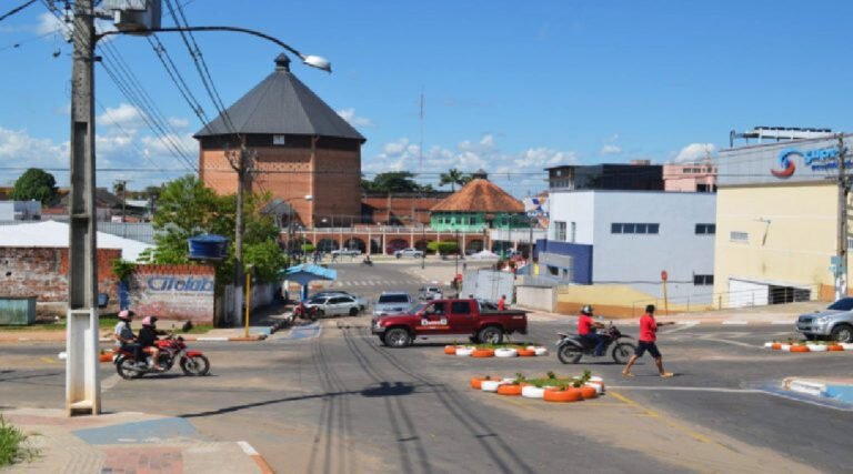 Diversas ocorrências de trânsito são registradas durante o final de semana em Cruzeiro do Sul
