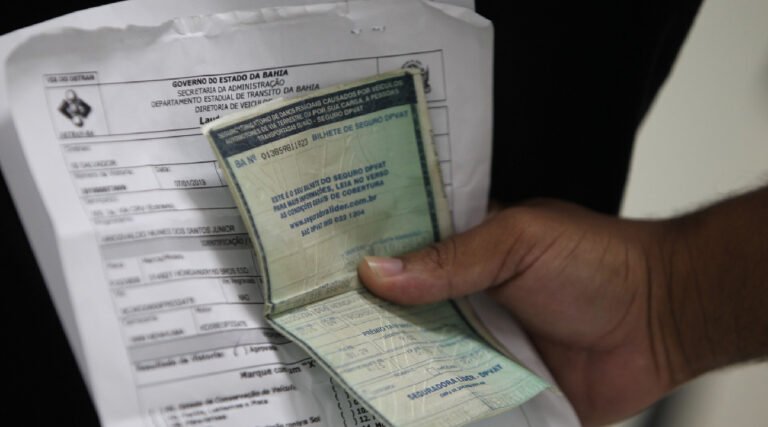 Mais de 7 mil veículos no Acre têm dívidas de IPVA que somam mais de R$ 4 milhões; campanha de regularização é lançada