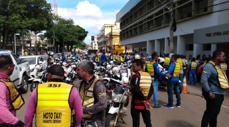 Acre isenta mototaxistas da taxa de renovação de licenciamento a partir de 2025