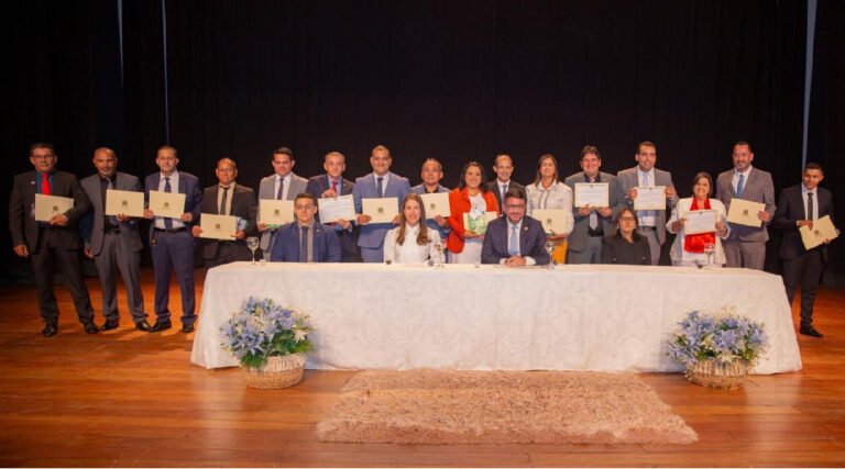 Posse do Prefeito Zequinha Lima e Vereadores de Cruzeiro do Sul acontece em 1º de janeiro no Teatro dos Náuas