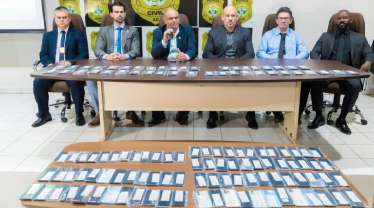 Polícia Civil do Acre restitui 160 celulares a vítimas de roubos na operação “Mobile”