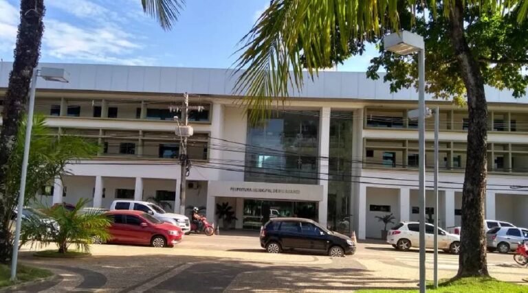 Aprovado aumento do salário dos secretários de Rio Branco para R$ 28 mil; veja quem votou a favor