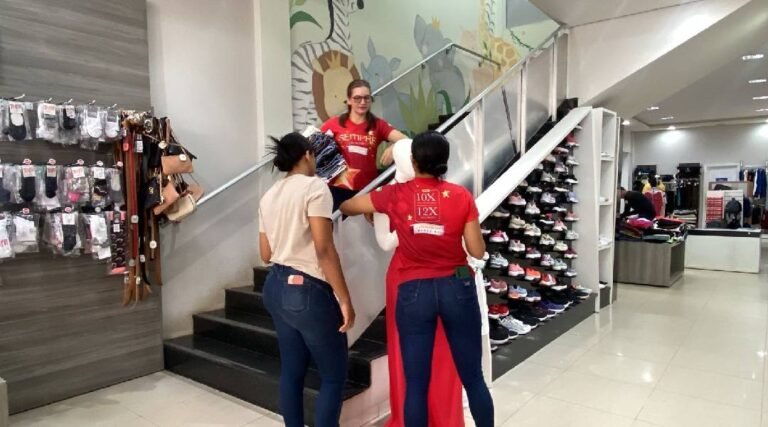 Movimentação no comércio de Cruzeiro do Sul cresce com a proximidade do Natal