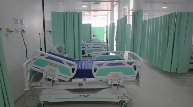 Em Cruzeiro do Sul, todas as UTIs adultas estão ocupadas em meio ao aumento de casos de Covid-19