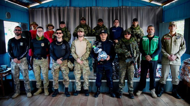 Ação Social das forças de segurança do Acre leva esperança e solidariedade à Comunidade Três Bocas