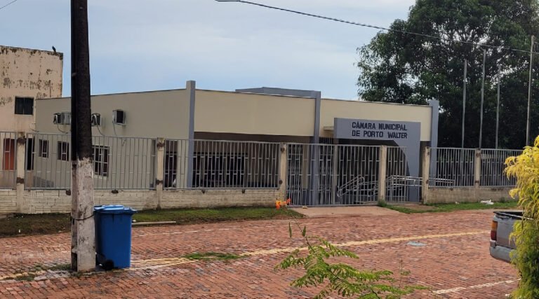 Em Porto Walter, vereadora Cleide Silva pede anulação da posse do vereador Rosildo Cassiano