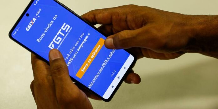 futuros-demitidos-no-saque-aniversario-continuam-com-fgts-bloqueado