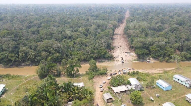 Zezinho Barbary viabiliza R$ 200 mil em emenda para regularização ambiental do ramal Porto Walter-Rodrigues Alves