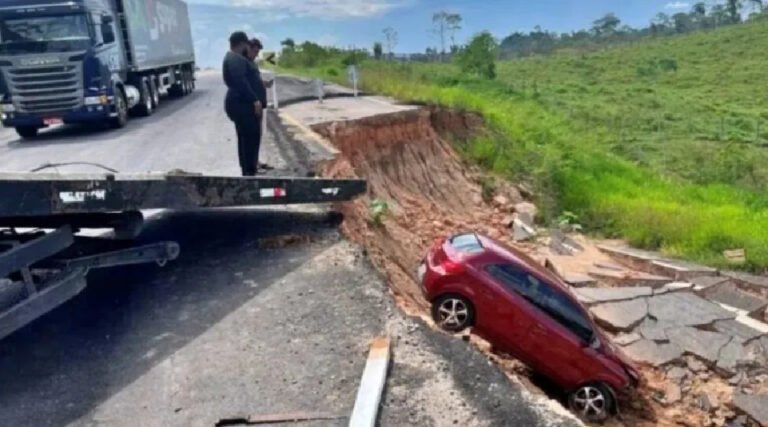 Pelo menos 60 pontos de erosões são contabilizados na BR 364 entre Rio Branco e Cruzeiro do Sul