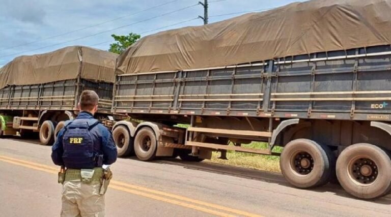 PRF autua motorista que dirigia por quase 22 horas na BR-364; cocaína foi encontrada na cabine