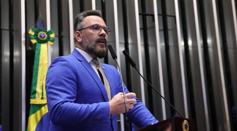 Alan Rick apresenta projeto para sustar resolução do CNE que acaba com a revalidação simplificada