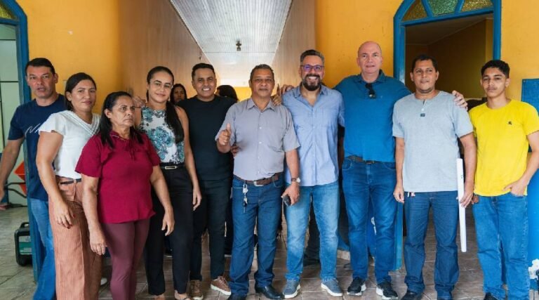 Em Sena Madureira, Alan Rick e Gerlen anunciam reforma da Pousada do Agricultor e visitam obras do hospital