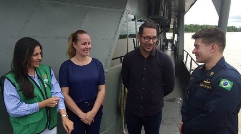 Reunião para definir estratégia de atendimentos do Navio Hospitalar é realizada em Cruzeiro do Sul