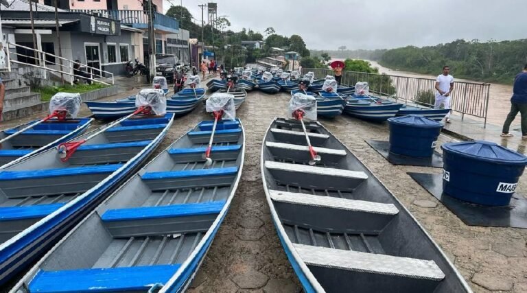 Senador Petecão e deputado Barbary entregam equipamentos e inauguram obras em Marechal Thaumaturgo