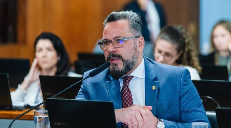 Alan Rick anuncia abertura das inscrições para peneira com olheiros do Vitória e do Athletico Paranaense no Acre