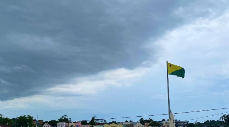 Acre segue em alerta para chuvas intensas e ventos de até 60 km/h, aponta Inmet