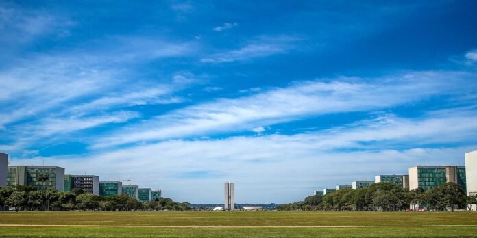 comissao-mista-aprova-orcamento-de-2025-apos-ajustes-no-texto