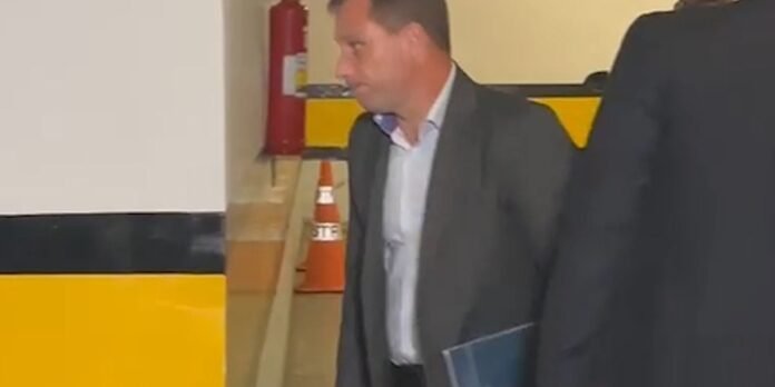 moraes-autoriza-viagem-de-mauro-cid-para-sao-paulo