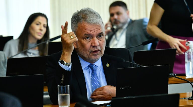 Governo federal reconhece emergência em oito municípios do Acre após cheias, diz Petecão