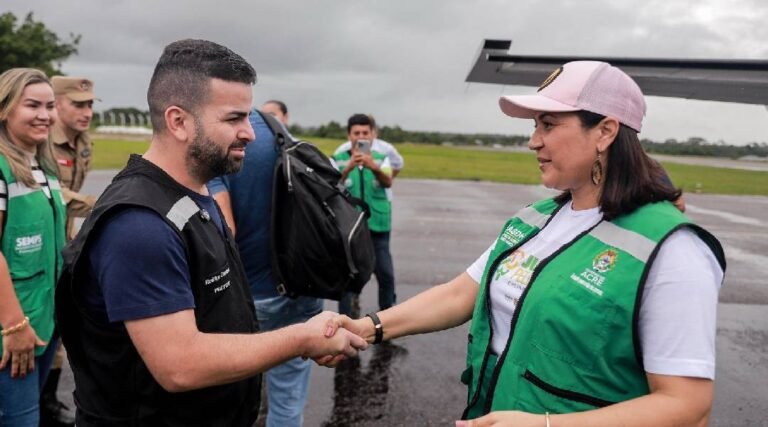 Mailza visita Tarauacá, reforça apoio às famílias afetadas pelas enchentes e anuncia ações emergenciais.