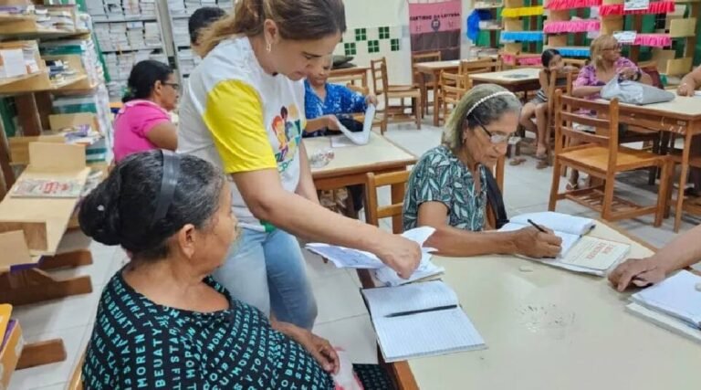 Governo abre inscrições para seleção de alfabetizadores populares no Programa Brasil Alfabetizado