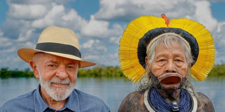 raoni-recebe-medalha-de-lula-e-alerta-sobre-exploracao-de-petroleo