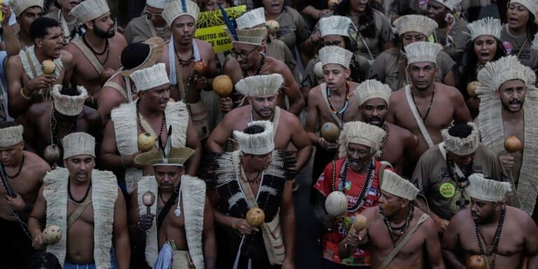 abril-indigena-em-sp-tera-show,-manifesto-e-debates