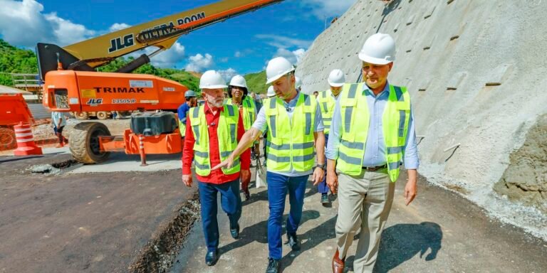 lula-visita-trecho-da-via-dutra-que-tem-25%-das-obras-concluidas
