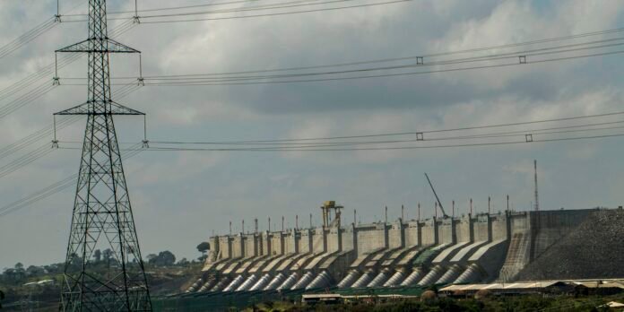 conta-de-luz-tera-bandeira-amarela-em-maio,-decide-aneel