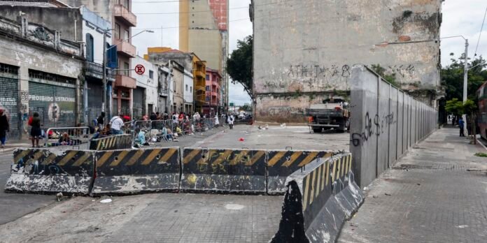 moraes-rejeita-acao-do-psol-contra-muro-na-cracolandia-em-sao-paulo