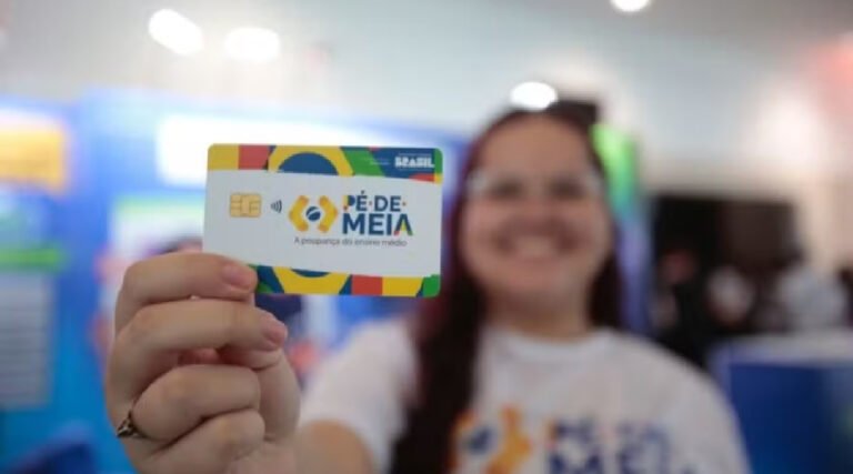 Número de beneficiários do Pé-de-Meia no Acre cresce 139% em relação à projeção inicial