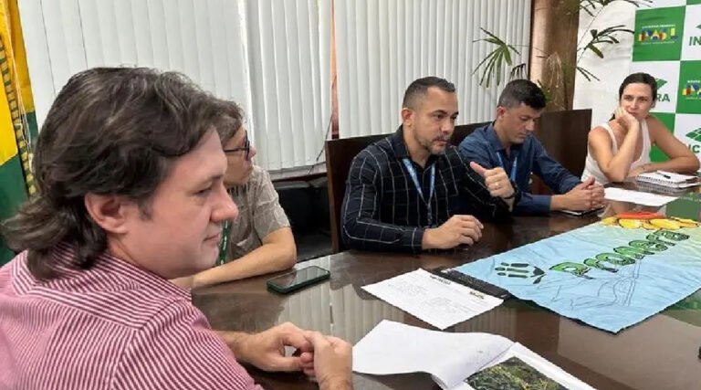Governo Federal e Prefeitura de Plácido de Castro avançam na construção de moradias populares
