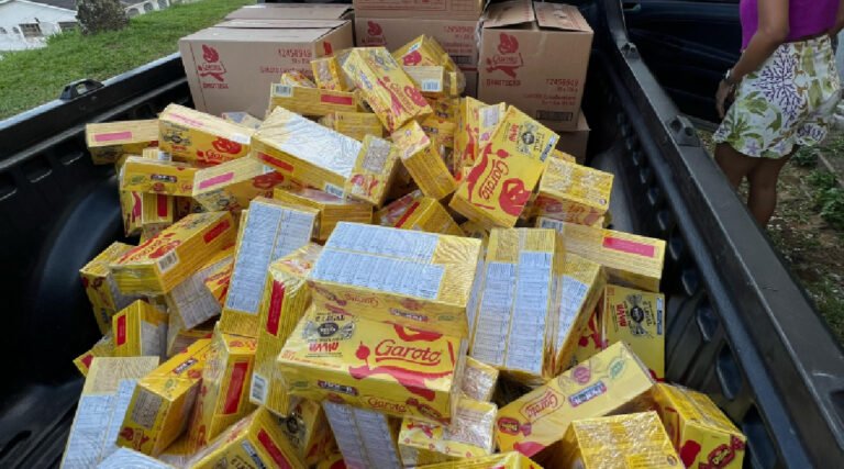 Influenciadora distribui 700 caixas de chocolate em Cruzeiro do Sul para celebrar Páscoa solidária