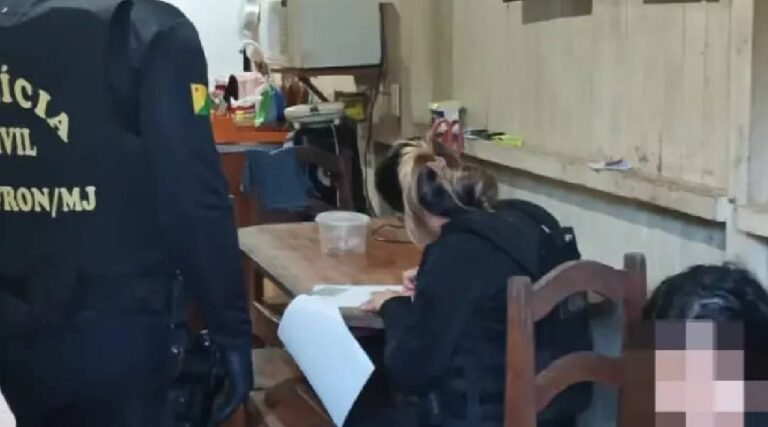 Polícia Civil cumpre oito mandados de busca e apreensão em operação contra organização criminosa no interior do Acre