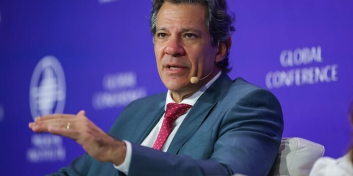 haddad:-eua-devem-olhar-com-mais-generosidade-para-a-america-latina