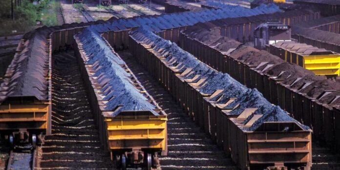 fazenda-aumenta-para-2,4%-estimativa-para-o-pib-este-ano