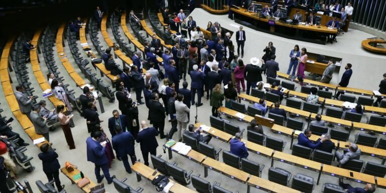 congresso-da-10-dias-para-governo-ter-alternativa-ao-aumento-do-iof