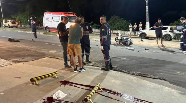 Policial militar morre em acidente entre carro e moto em cruzamento de Cruzeiro do Sul