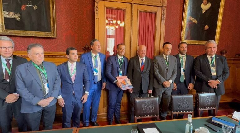 Petecão participa de missão na Europa e defende investimentos em tecnologias para modernizar a infraestrutura no Acre