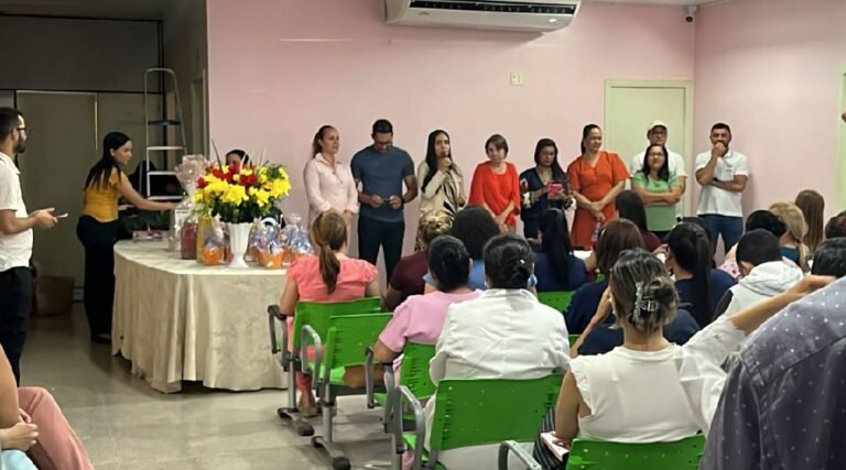 Semana da Enfermagem é aberta em Cruzeiro do Sul com programação de capacitações e valorização profissional