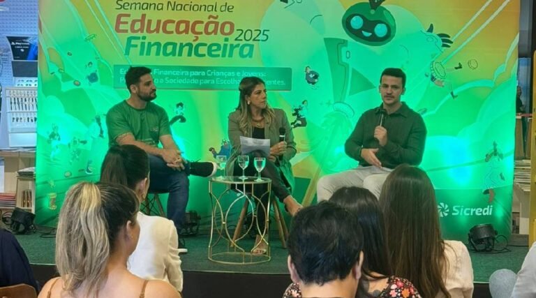 Sicredi abre Semana Nacional de Educação Financeira com roda de conversas no Via Verde Shopping