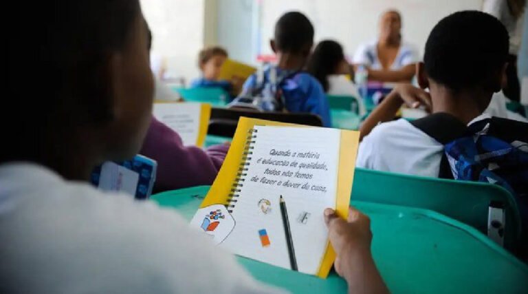 Acre fica em 23ª lugar no ranking nacional de frequência escolar