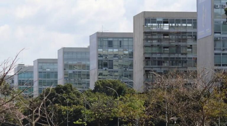 Governo Federal anuncia lotação de servidores no Acre aprovados no ‘Enem dos Concursos’; veja lista