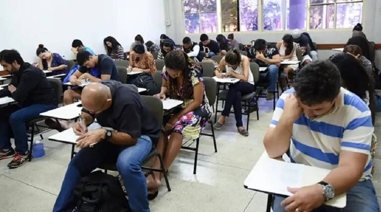 Termina nesta sexta-feira prazo de inscrição para o Encceja 2025