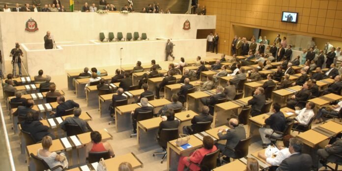 deputadas-estaduais-paulistas-sao-ameacadas-de-morte deputadas-estaduais-paulistas-sao-ameacadas-de-morte