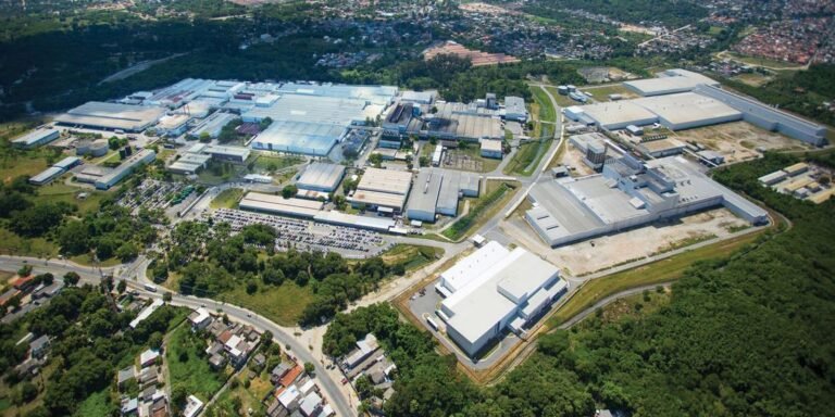 emprego-industrial-tem-primeira-queda-mensal-em-18-meses