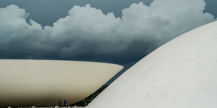 combate-a-fake-news-bloqueia-votacao-de-codigo-eleitoral-no-senado