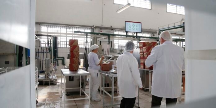 pais-recebera-r$1,3-bi-de-fundos-externos-para-descarbonizar-industria