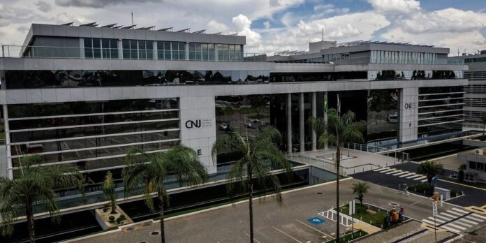 cnj-suspende-promocao-de-juiz-e-diz-que-vaga-deveria-ser-para-mulher cnj-suspende-promocao-de-juiz-e-diz-que-vaga-deveria-ser-para-mulher